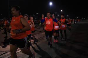 BIB: 27849, 24116
                            <button type="button" onclick="openModal(10598677)" class="btn btn-primary btn-sm float-right btn-popup" data-toggle="modal" data-target=".modal-high-quality">
                        <i class="fas fa-shopping-cart"></i> Add to Cart
                    </button>
                                            <button type="button" onclick="isThisMe(10598677, true)" class="btn btn-success btn-sm float-right btn-popup btn-isme hidden" data-toggle="tooltip" data-placement="bottom" title="นี่คือรูปของคุณใช่ไหม คลิกที่นี่เพื่อเอาเข้าอัลบั้ม">
                        <i class="fas fa-plus"></i> Add to album
                    </button>
                    <button type="button" onclick="isThisMe(10598677, false)" class="btn btn-warning btn-sm float-right btn-popup btn-isnotme hidden">
                        <i class="fas fa-ban"></i> Remove from album
                    </button>